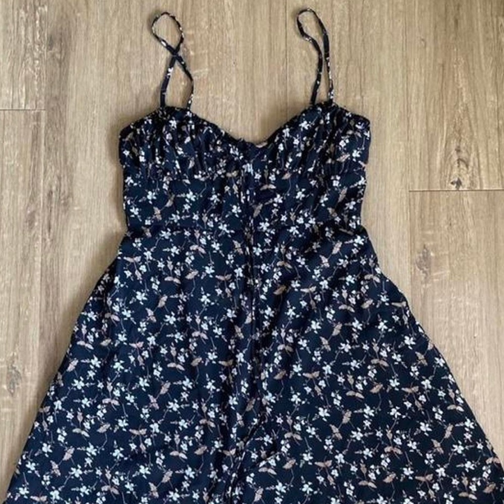 sweetest little ditzy floral dress